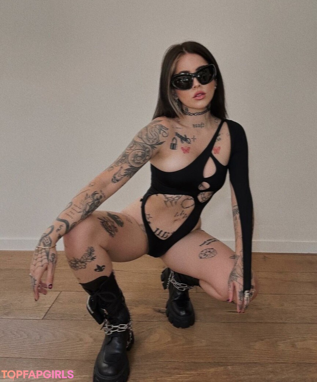 fétichisme des pieds asiatiques onlyfans sexy belle collection