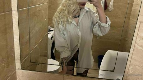 skinny tyan xxx étoile galerie