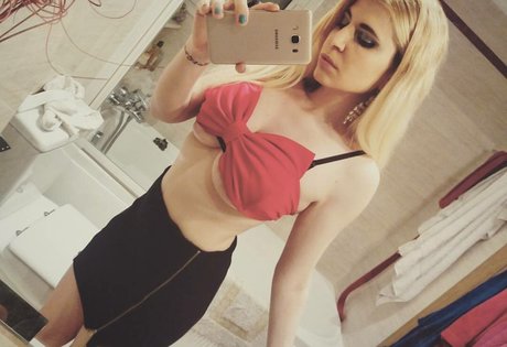 Mireia Rodriguez modèle de sexe photos