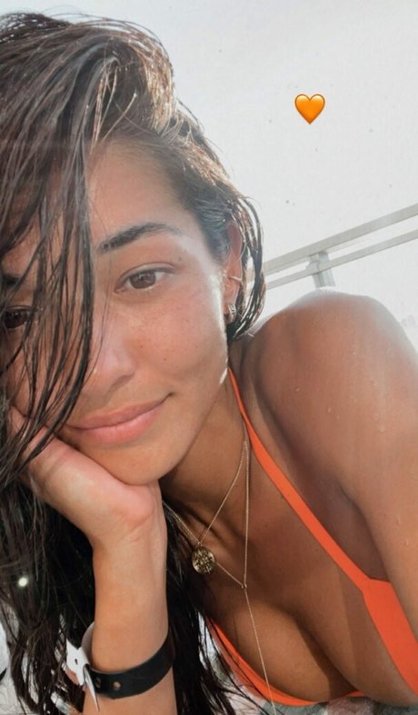 Anelia Moor jolie actrice photos