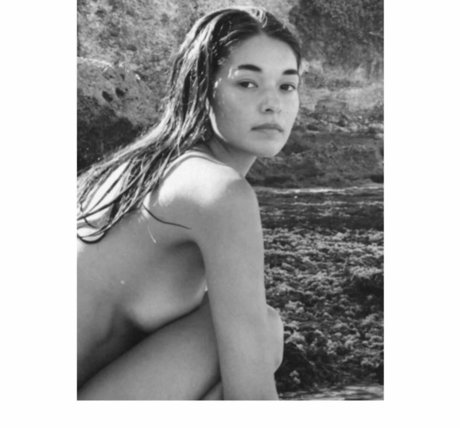 Anelia Moor modèle de sexe img