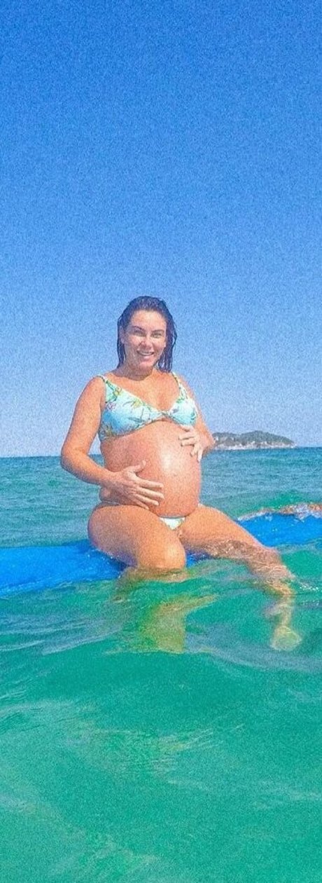 orgasme du mamelon onlyfans assez hd image