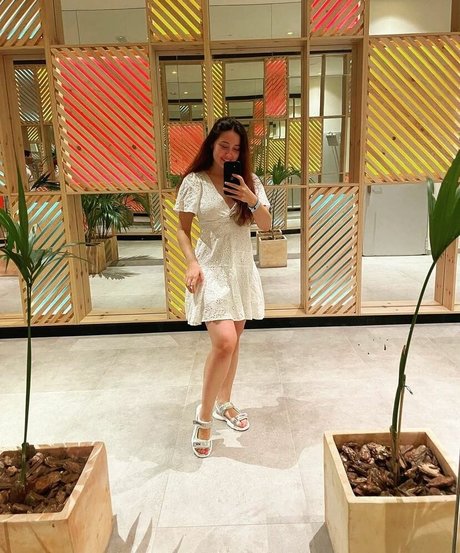 Little BabeVIP star du porno chaude galeries