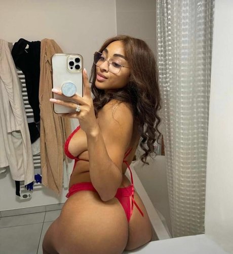 Ashleyroseglam modèle sympa archive