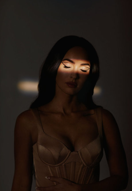 Megan Fox star du porno gratuit image