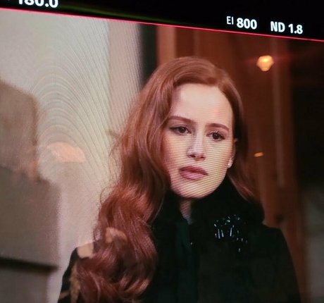 pawg rousse uniquementfans xxx gratuit img