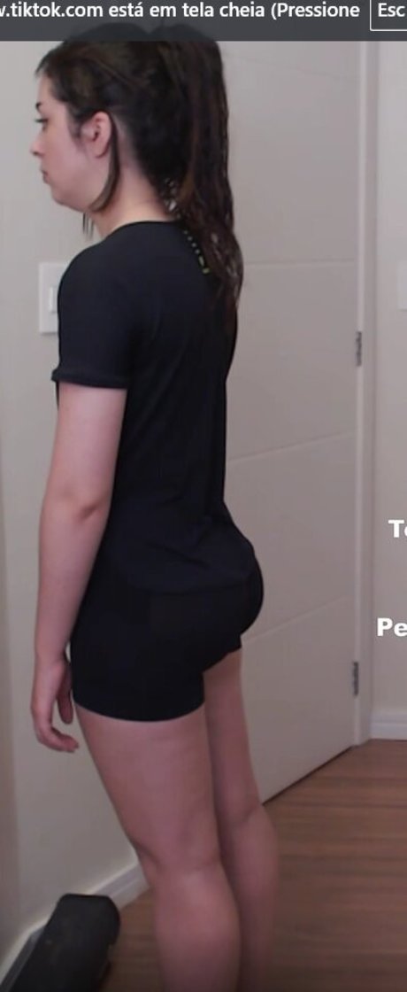 Leticia Shirakiin actrice sexy image