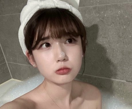 yule__0 03 modèles nus photo