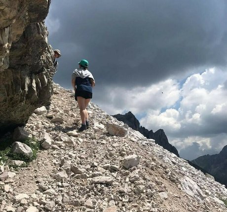 Emilia Clarke jolie étoile image