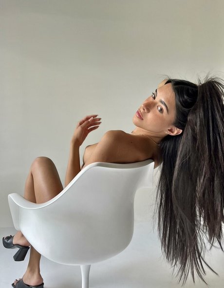 Gabrielle Maya étoile exclusive des photos