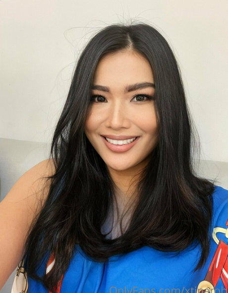 xtinarob star du porno chaude image