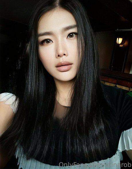 xtinarob star du porno sexy galerie