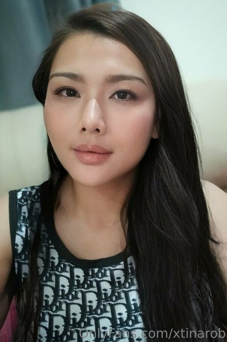 xtinarob actrice porno galerie
