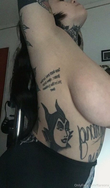 lunettes milf onlyfans sexy érotique image