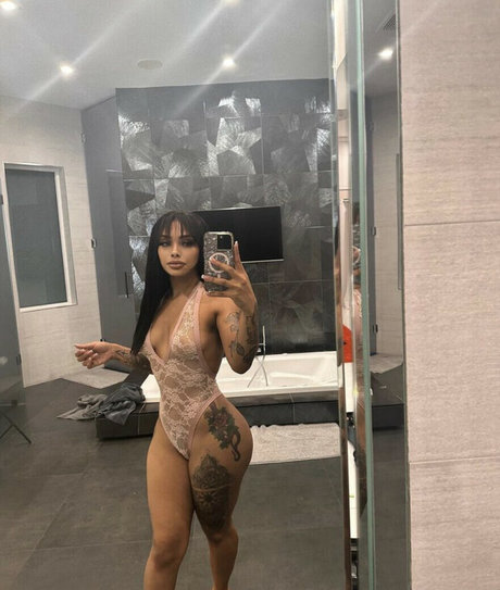 femboy à grosse bite onlyfans meilleur gratuit archive