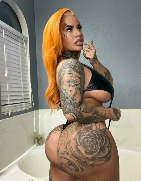 thetattedmonalisa sexe star du porno des photos
