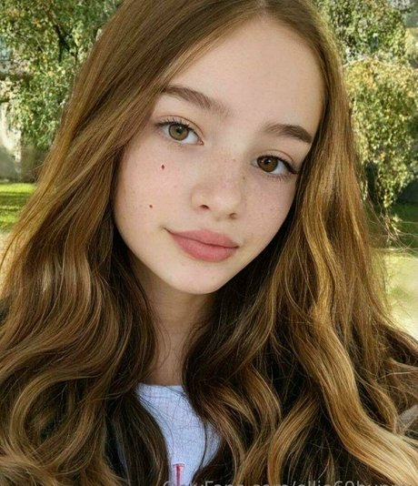 Ellie69bunny actrice libre photo