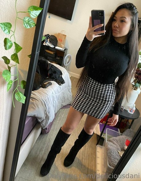 DeliciousDani actrice exclusive collection