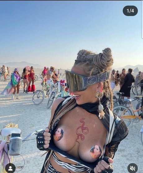 Bruna Bello actrice pornographique collection