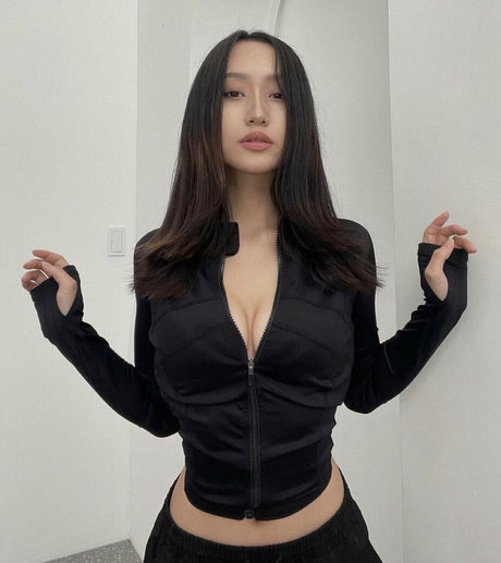 meow dilyara actrice xxx collection