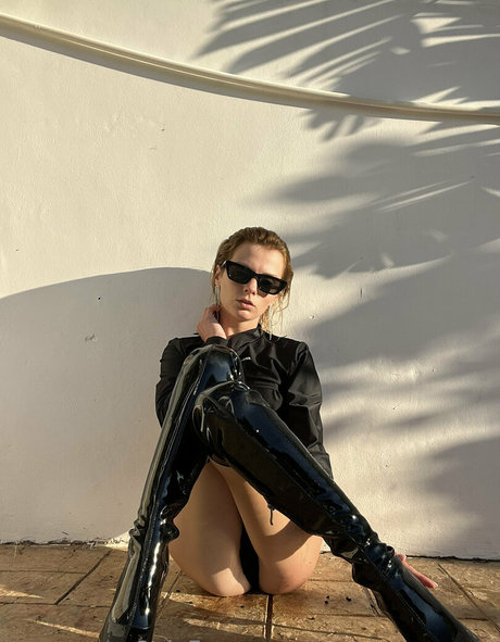 rousse solo onlyfans nus galerie