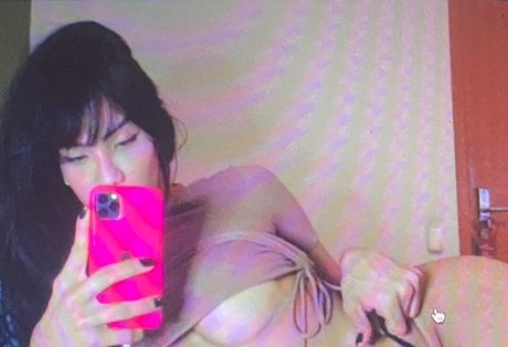 Victoria Helena actrice libre image