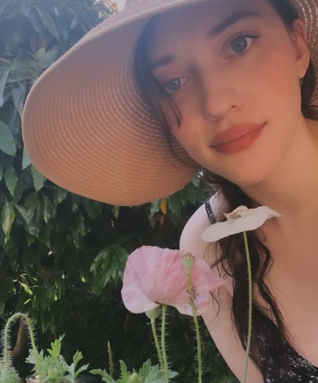 Kat Dennings modèle porno des photos
