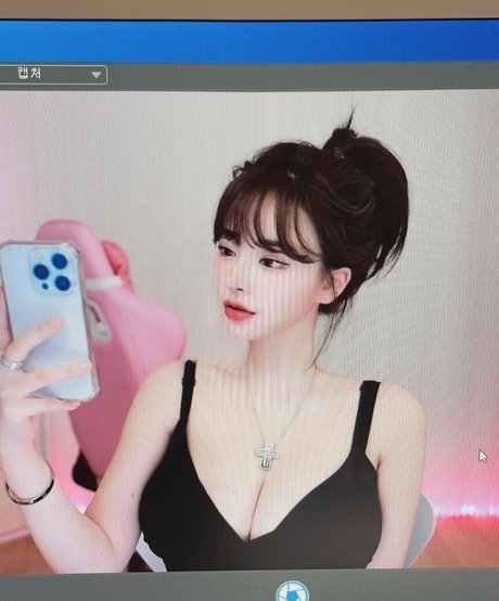 Cher__e actrice photo