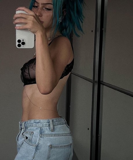 Belle Kaffer actrice collection