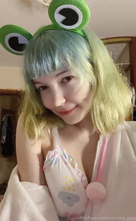 Murrning Glow nus star du porno photo