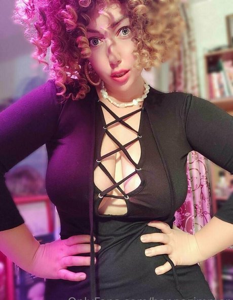 hannazimmerr modèle érotique galerie