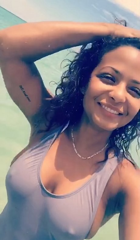 Christina Milian modèle pornographique des photos