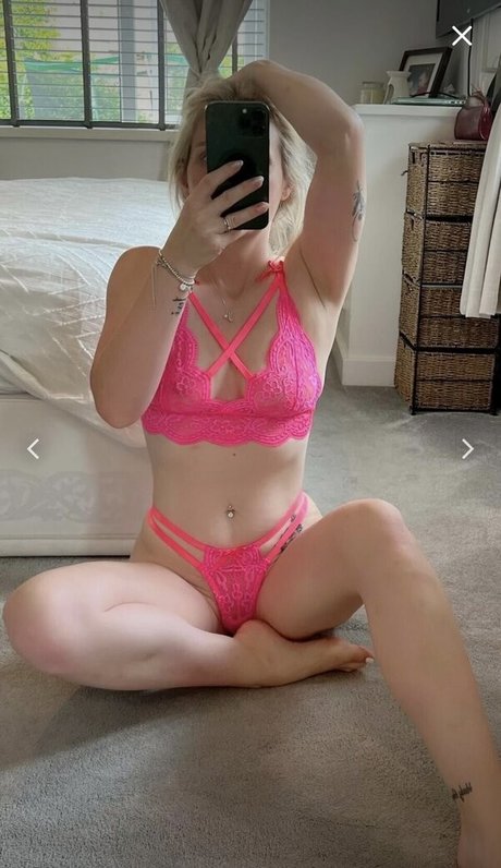 Natalie Hanby modèles nus image