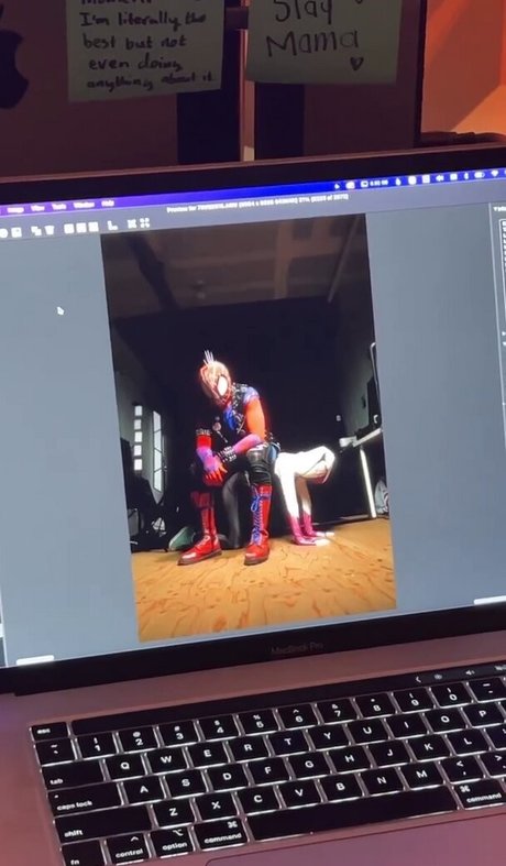 Akemi101xoxo étoile xxx img