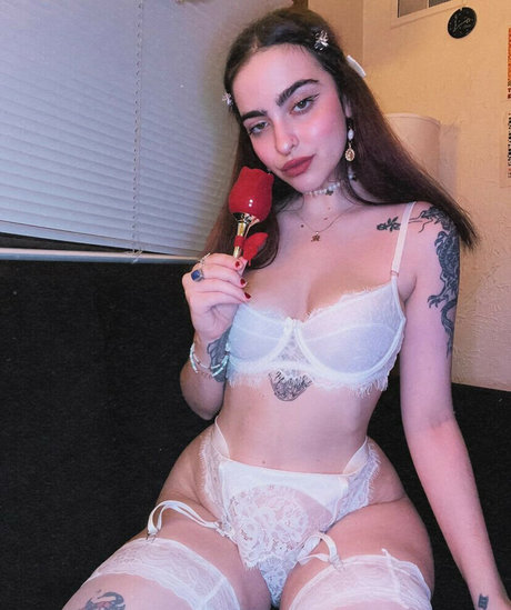 artbitch666 étoile hd img