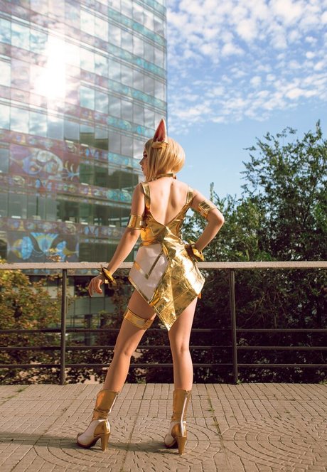 Likeassassin étoile chaude image