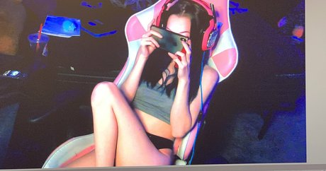 FrontDeskLady star du porno exclusive images