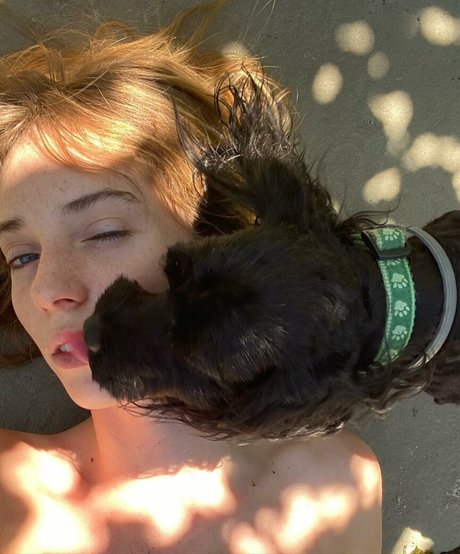 Maya Hawke mannequin archive