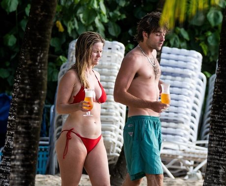 reine de pique onlyfans chaud gratuit galerie