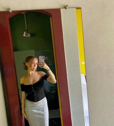 Emily Kyte modèles nus galerie