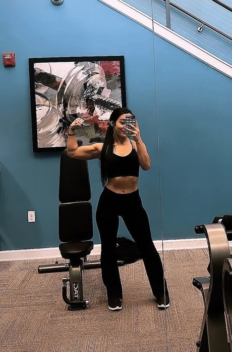 Roxanne Perez actrice libre des photos