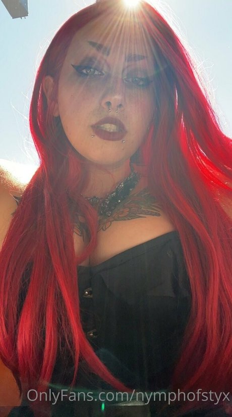 Slyvampyre star du porno de haute qualité galerie