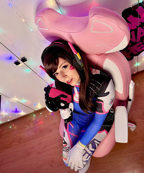 Ammyzitta modèle érotique img