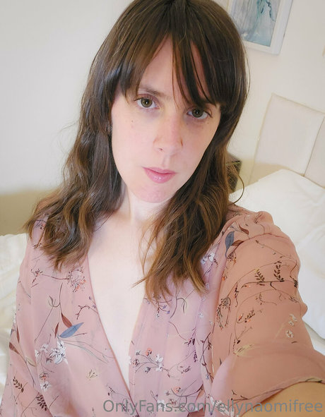 ellynaomifree actrice adulte galeries