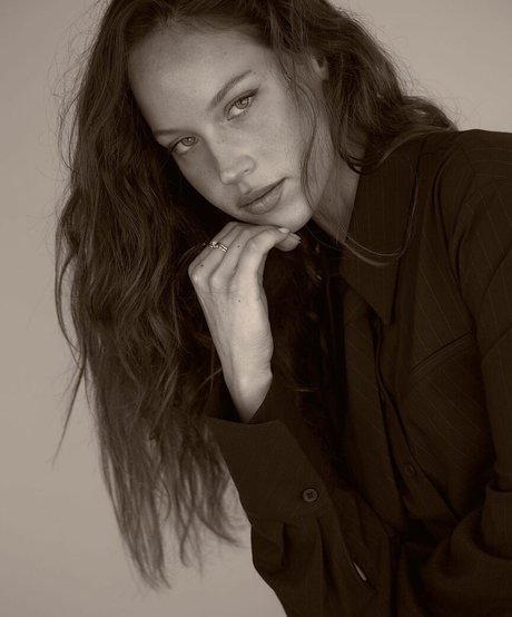 Olivia Mathers belle actrice images