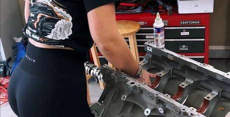 Britney Automotive actrice parfaite galerie