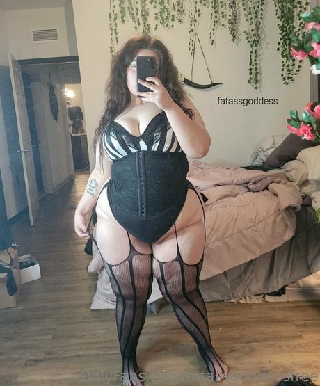 fatassgoddessfree modèle érotique archive