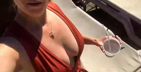 Chrissie Mayr star du porno en haute qualité galeries
