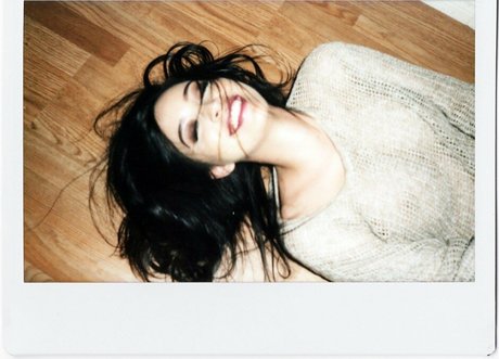 Christian Serratos star du porno de haute qualité photo