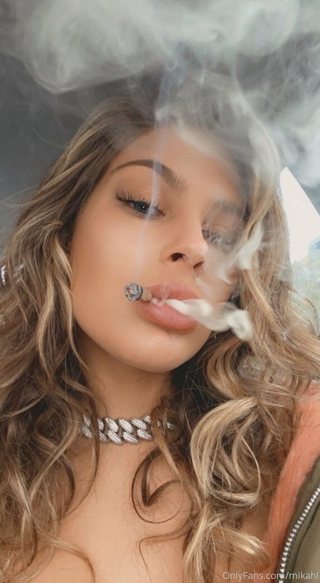 mikahl actrice de grande qualité images